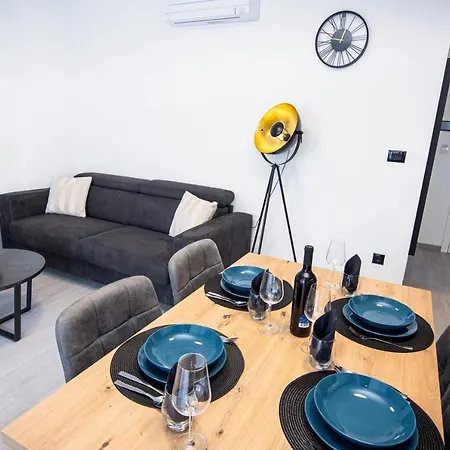 Apartment M&a