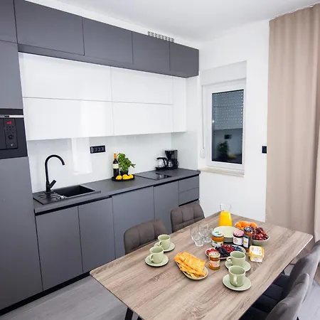 M&a Apartment