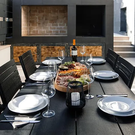 Apartment M&a Kastela