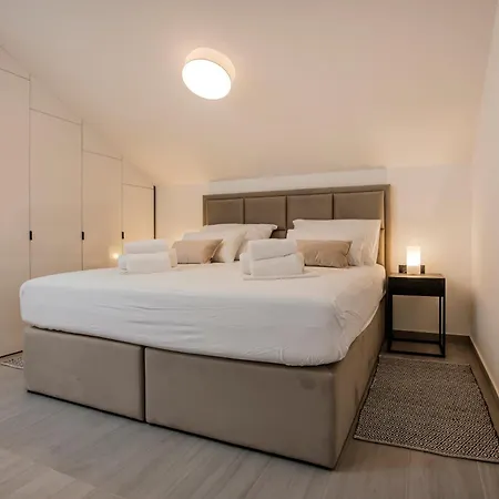 Apartment M&a *