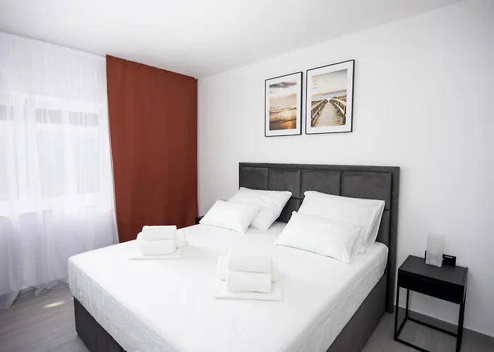 Apartment M&a Kastela